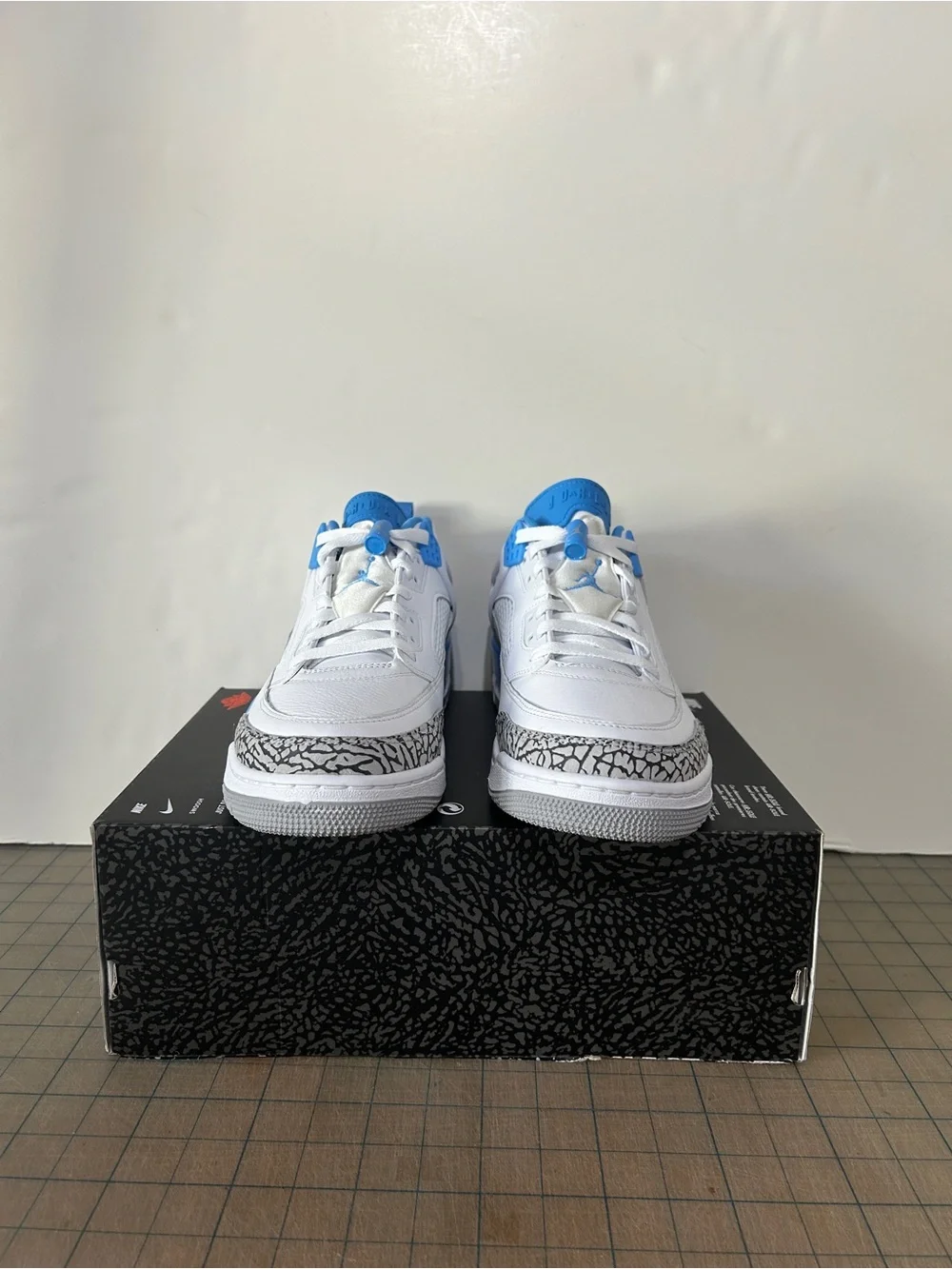 Air Jordan Spizike Low ‘UNC’